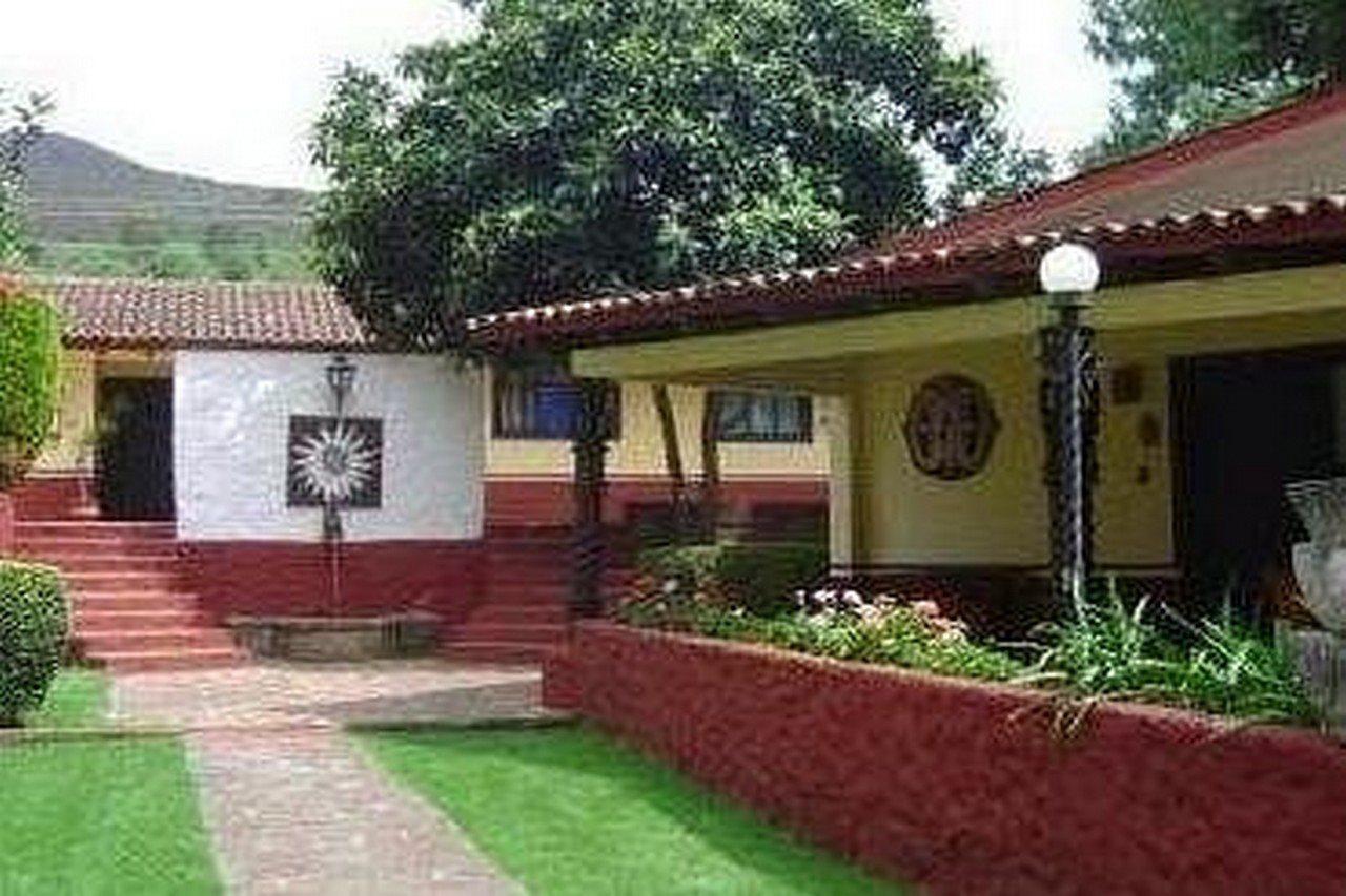 Lago Sol Hotel & Suites Tzintzuntzán Exterior foto