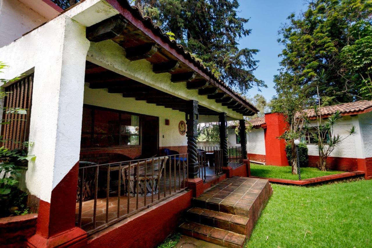 Lago Sol Hotel & Suites Tzintzuntzán Exterior foto