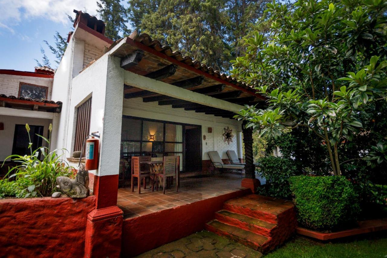 Lago Sol Hotel & Suites Tzintzuntzán Exterior foto